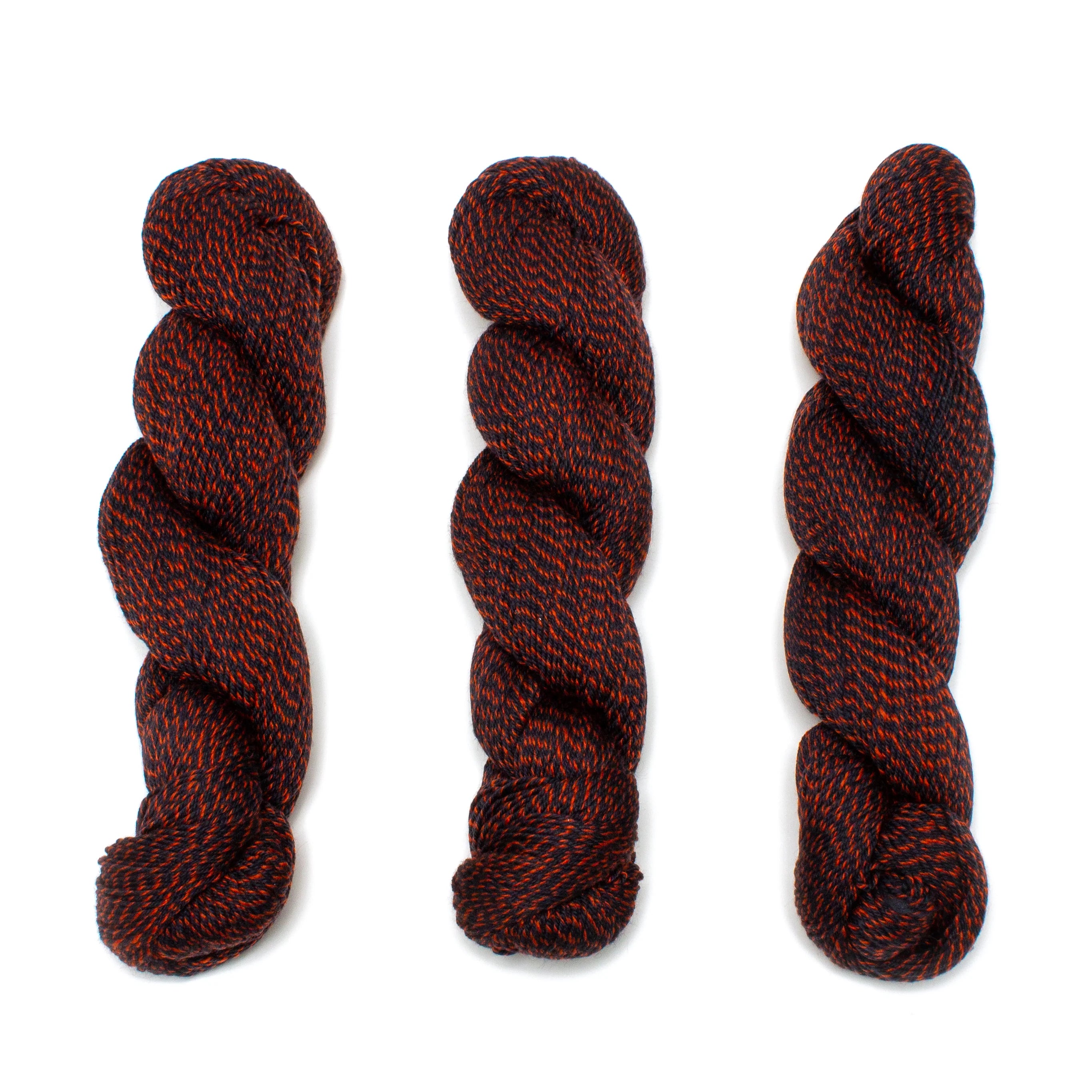 Loop Fiber Studio Fingering