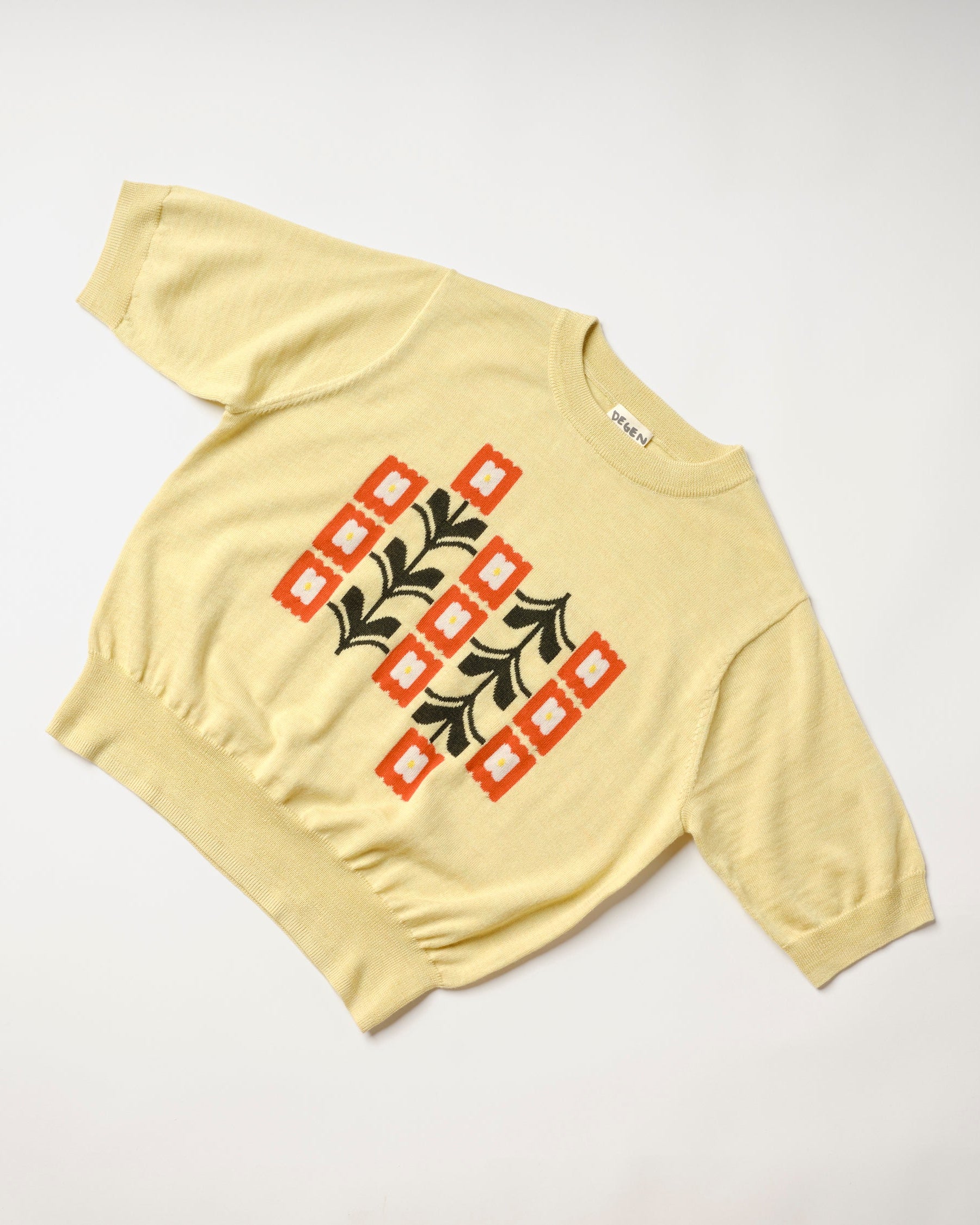 Zinnia Flower Sweater Tee
