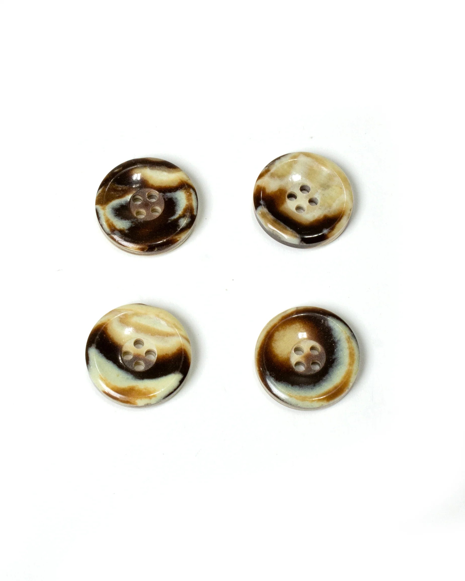 Recycled Horn Ombré Buttons 25mm