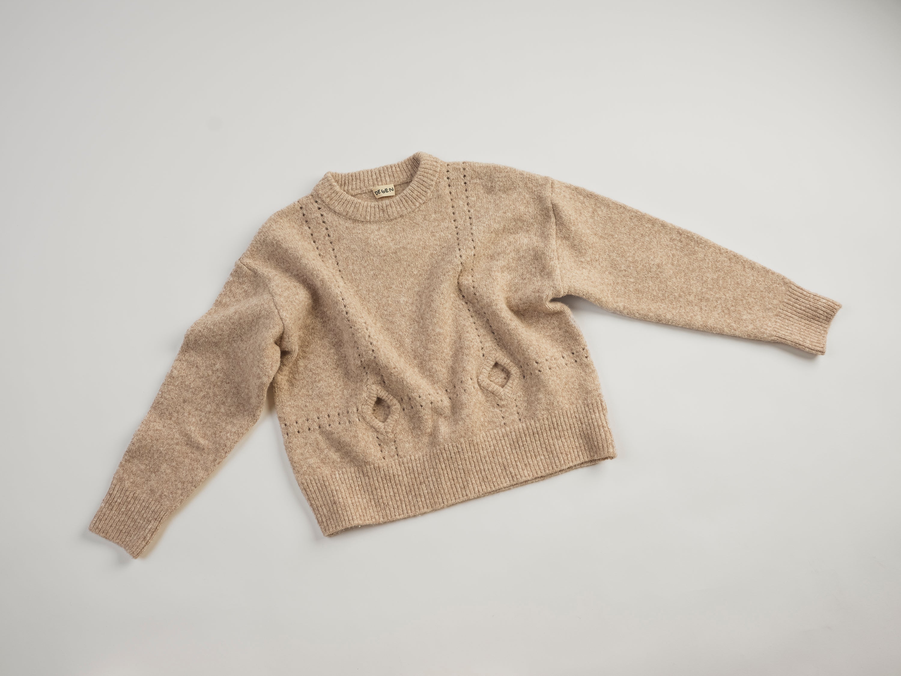 Oat Diamond Pullover