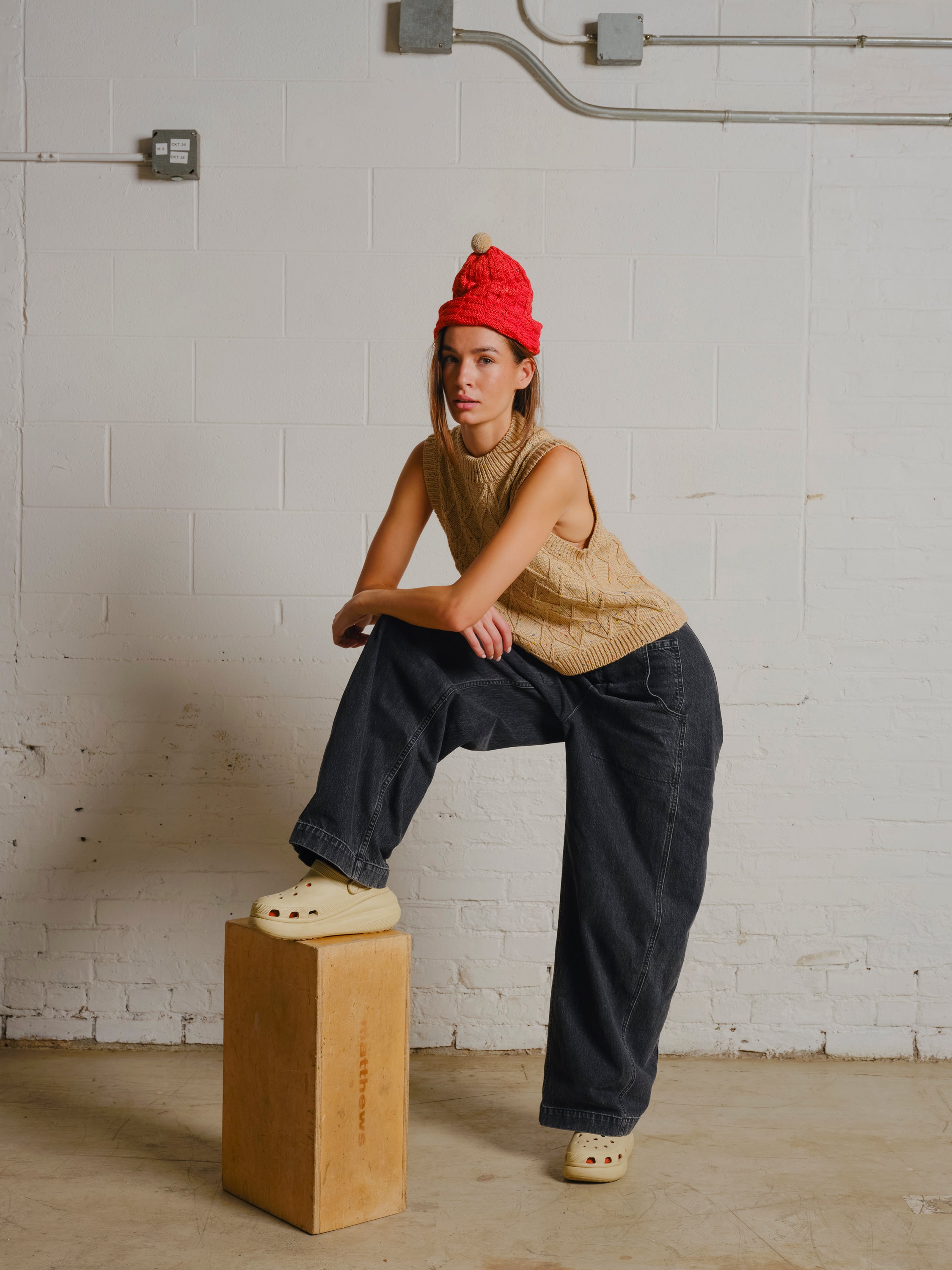 Linen Harlequin Stitch Vest