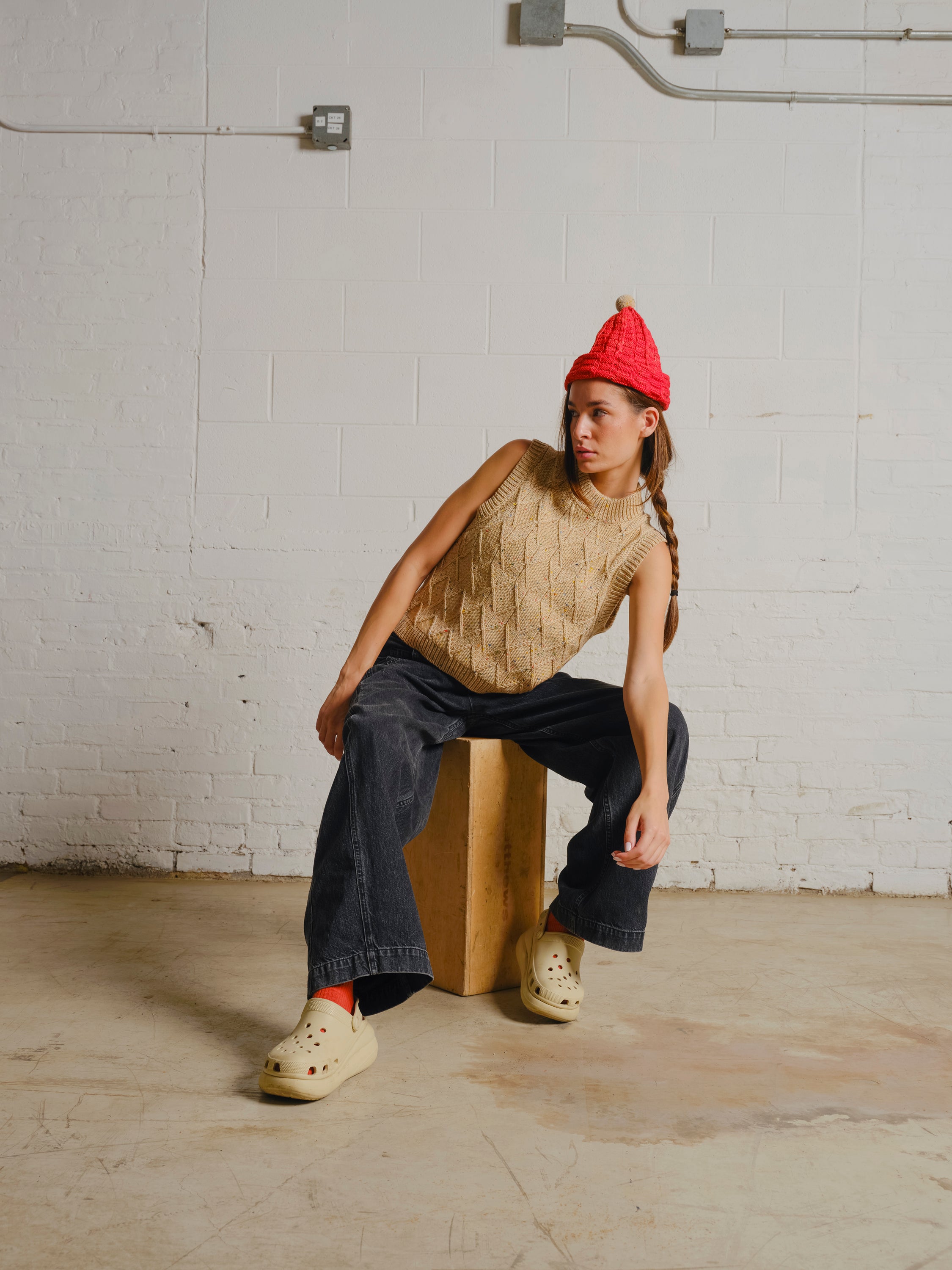 Linen Harlequin Stitch Vest