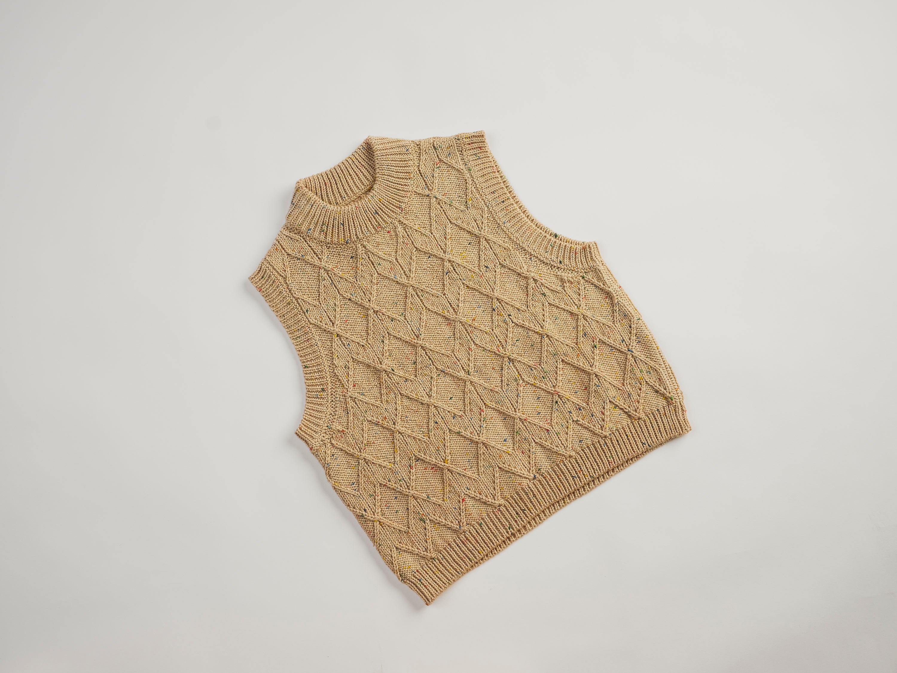 Linen Harlequin Stitch Vest
