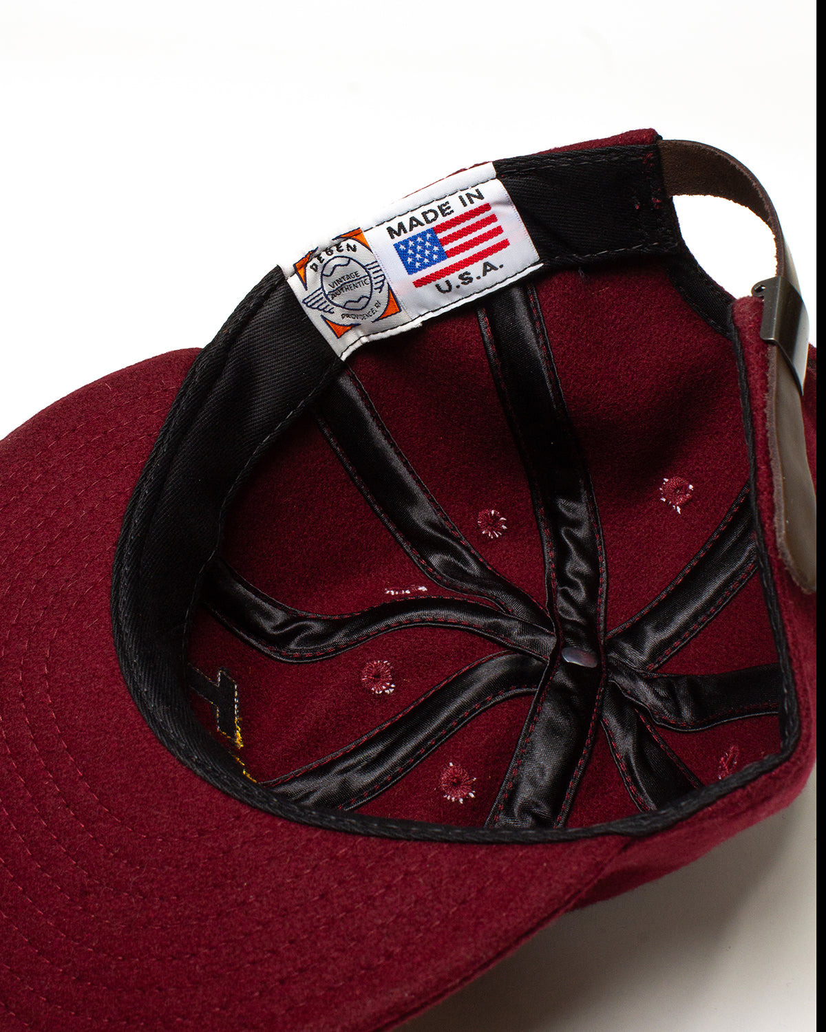 KNIT Vintage Wool Cap - Burgundy