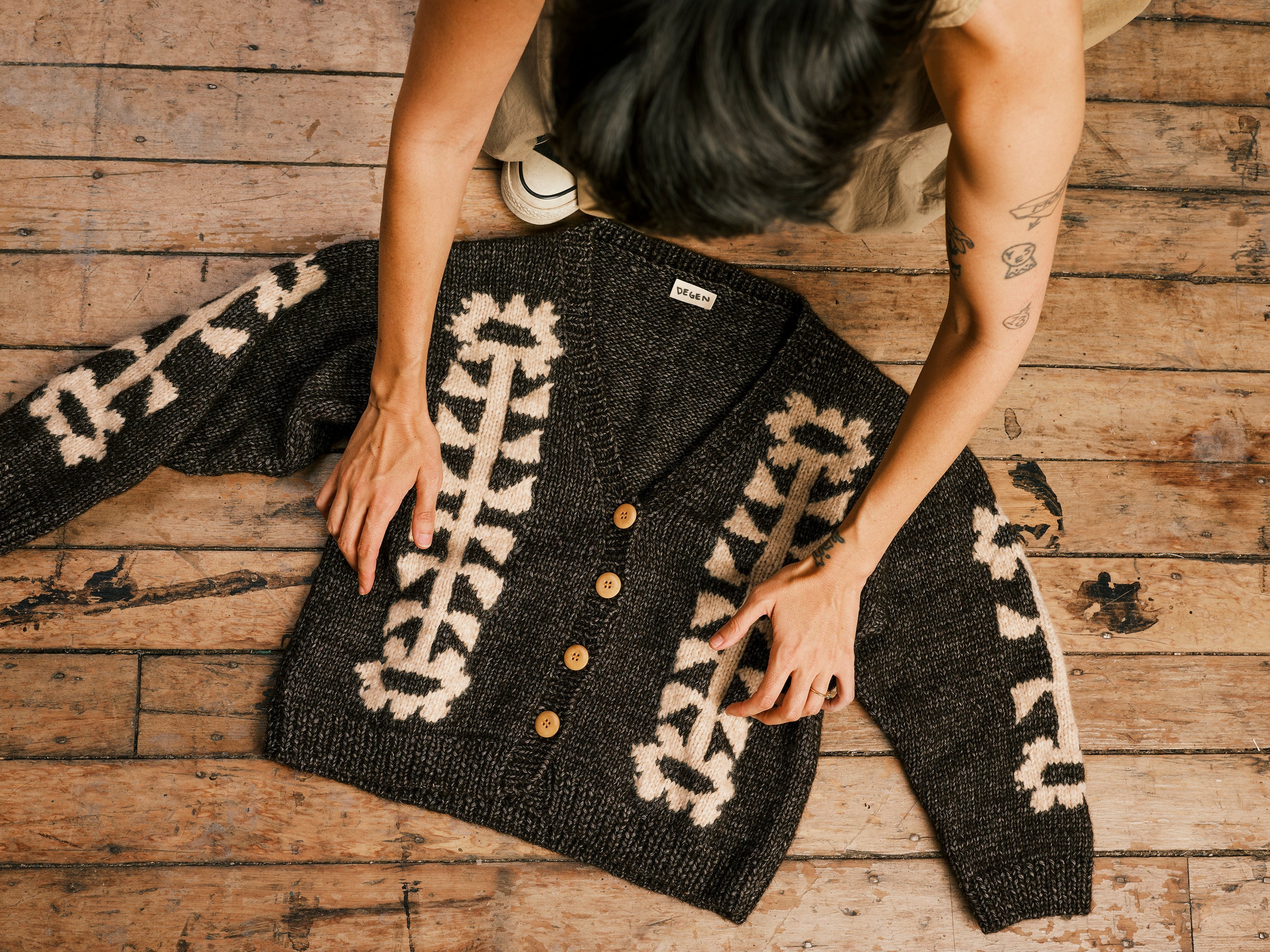 itdogsデイジーカーディガンＳ Six Of Daisies Cardigan Pattern