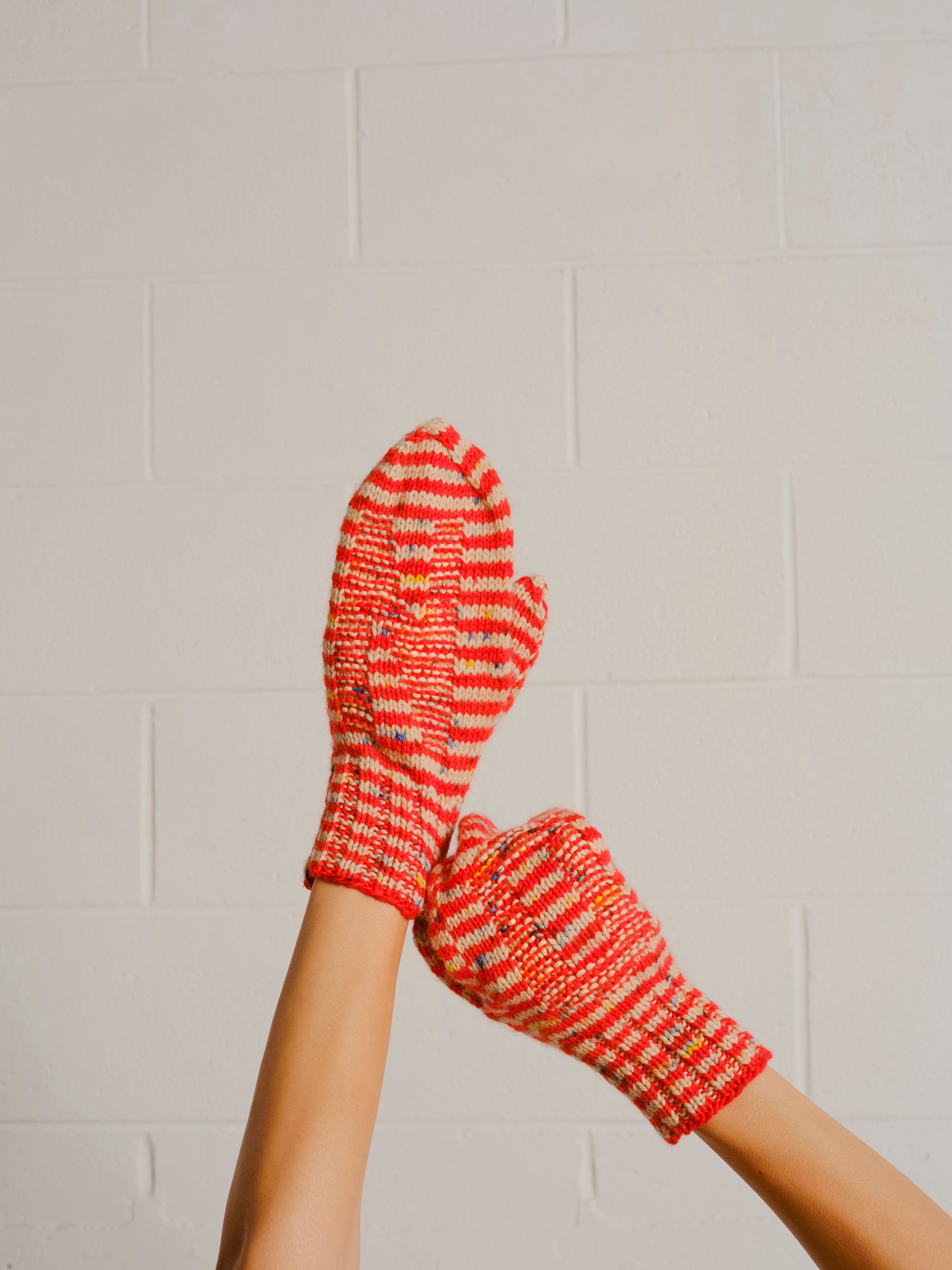NO Mittens Printed Pattern